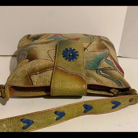 Handmade painted multicolor leather shoulder bag - Picture 5 of 9